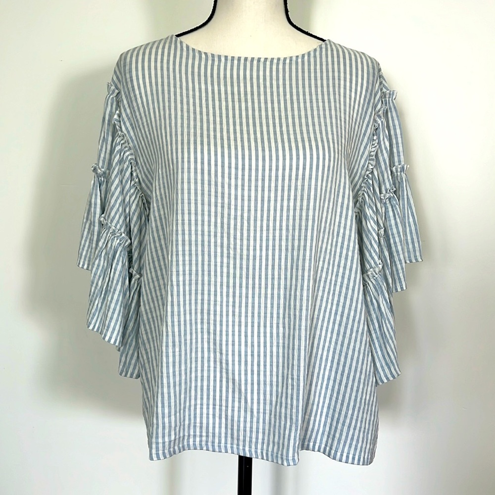 Premise Woman’s Top Blue & White Striped Size L
